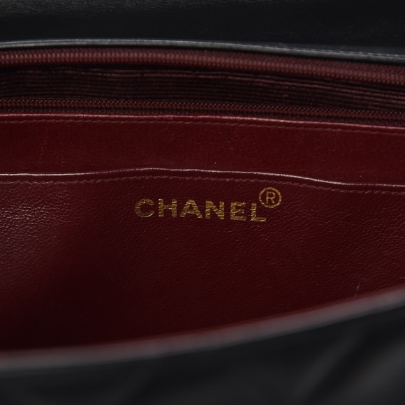 Chanel Lambskin Quilted XL Jumbo Single Flap Black - Vintage: 1991 - Picture 3 of 16